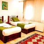 Kufe Hotel